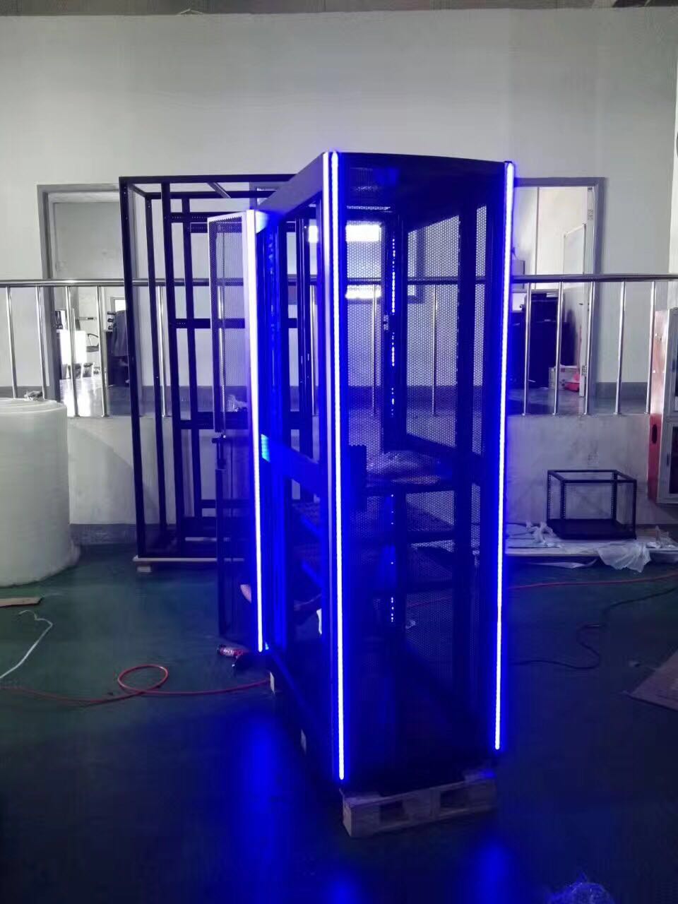 室內(nèi)機(jī)柜